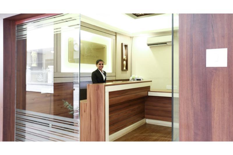 Treebo Pappilon Palace - Pvs Circle มังคาลอร์ ภายนอก รูปภาพ